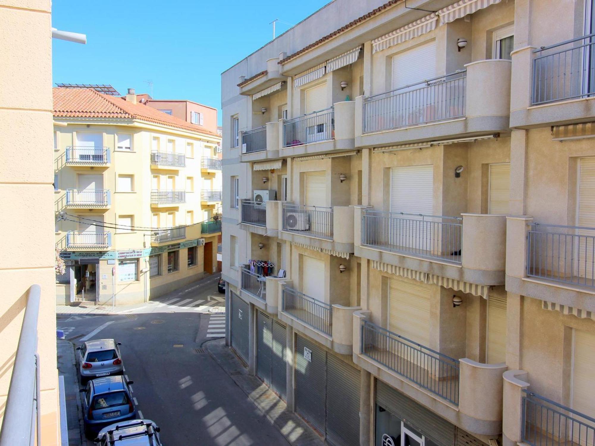 Centrico En Roses, A 20m De La Playa, Con Parking Y Terraza - Es-228-89